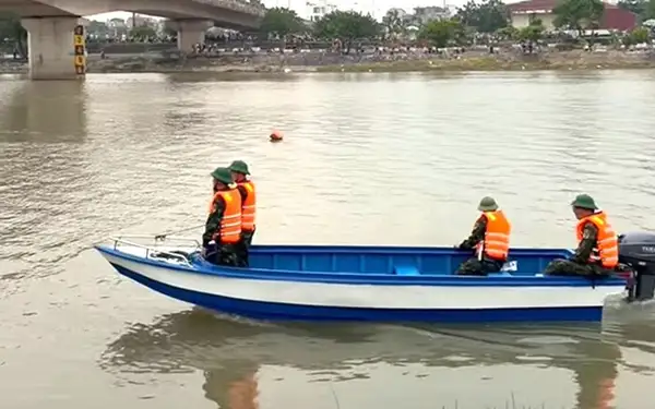 Thiếu tá quân đội lao mình cứu người mất tích trên sông Trà Lý: Nỗ lực tìm kiếm và nghĩa cử cao đẹp